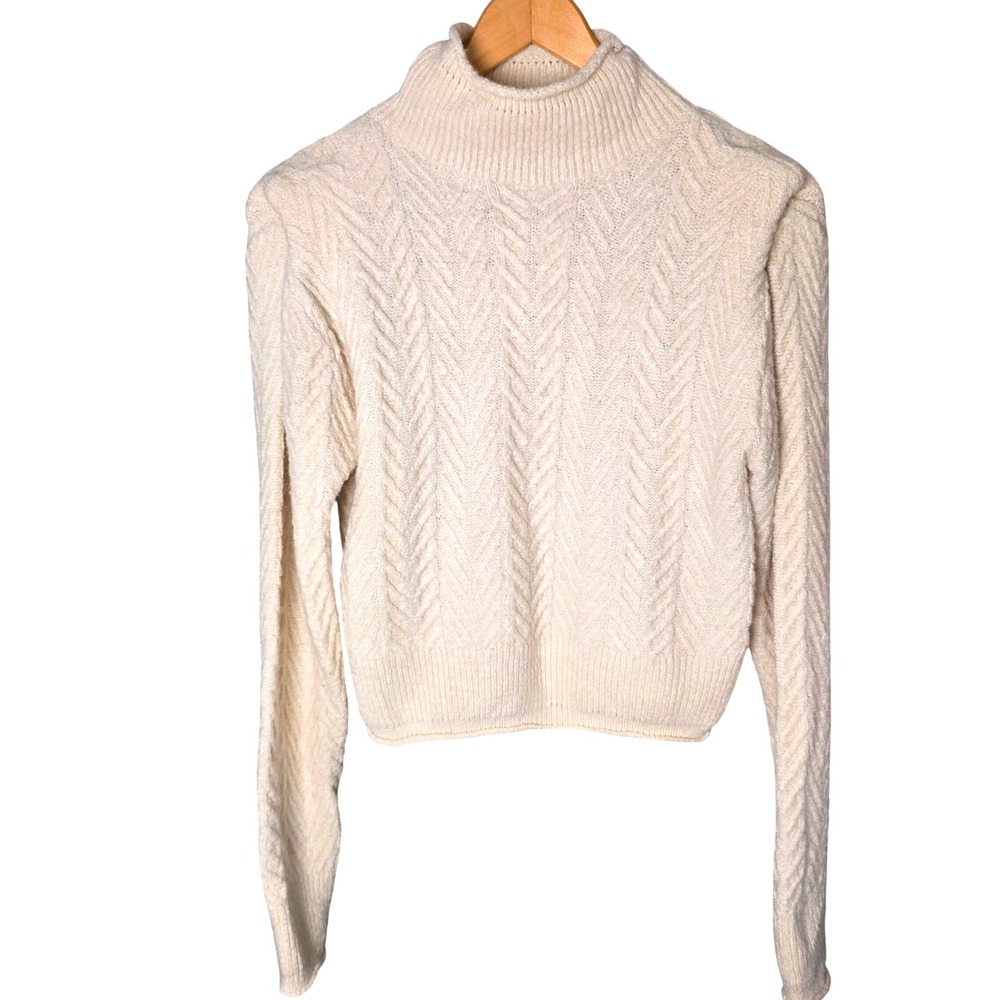 ASTR the Label Womens XS Cream Chevron Cable Knit Mock Neck Cropped Sweater